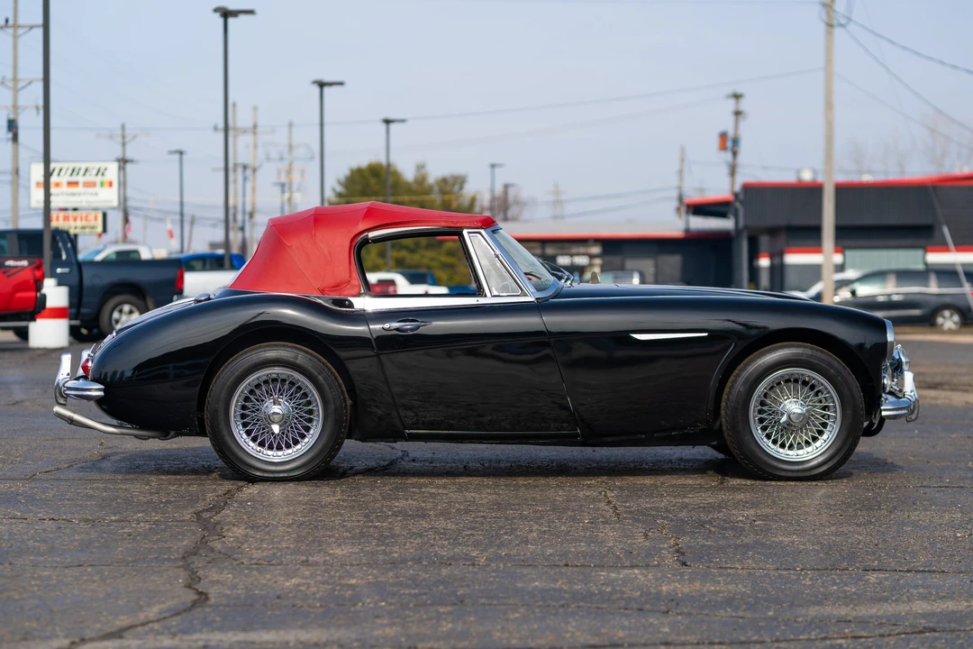 1965 Austin-Healey 3000 Mark III - Image 16 of 31