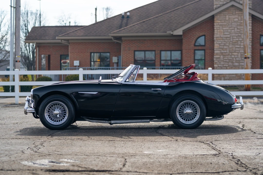 1965 Austin-Healey 3000 Mark III - Image 3 of 31