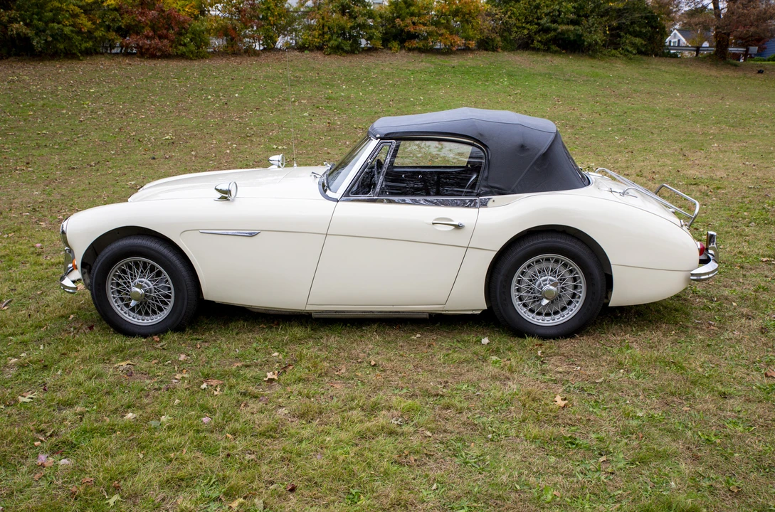 1965 Austin-Healey 3000 Mark III - Image 17 of 31