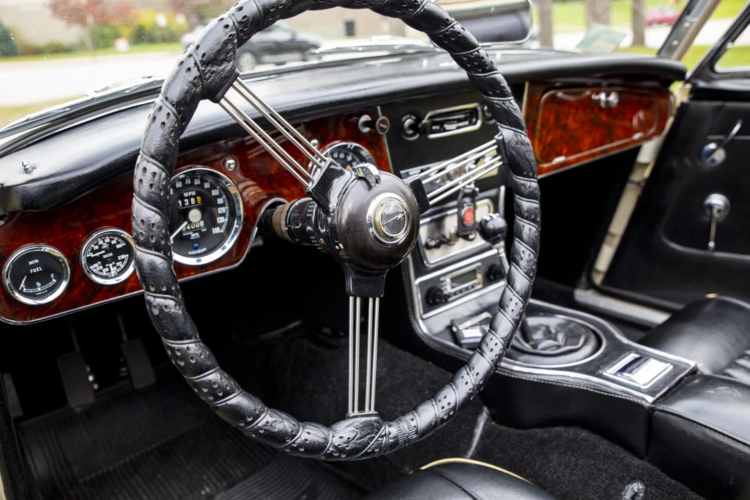 1965 Austin-Healey 3000 Mark III - Image 27 of 31
