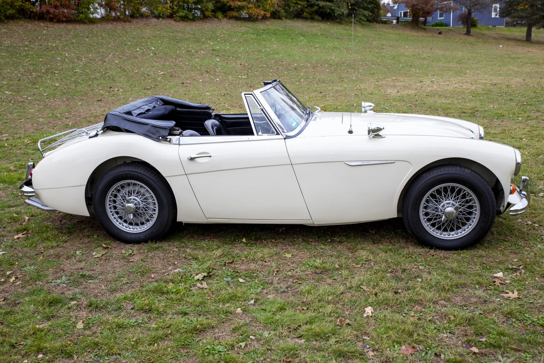1965 Austin-Healey 3000 Mark III - Image 6 of 31