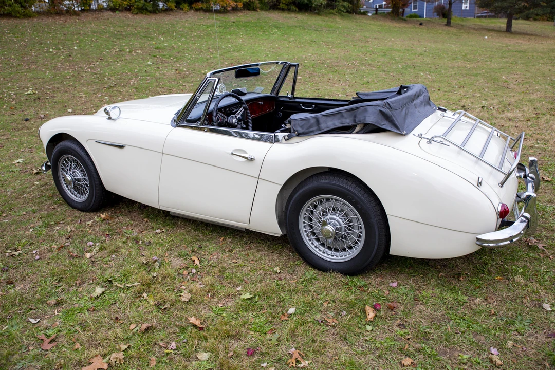 1965 Austin-Healey 3000 Mark III - Image 10 of 31