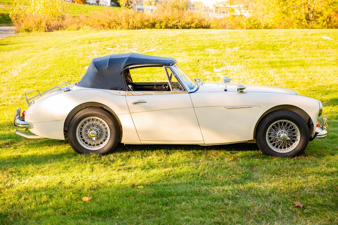 1965 Austin-Healey 3000 Mark III - Image 12 of 31