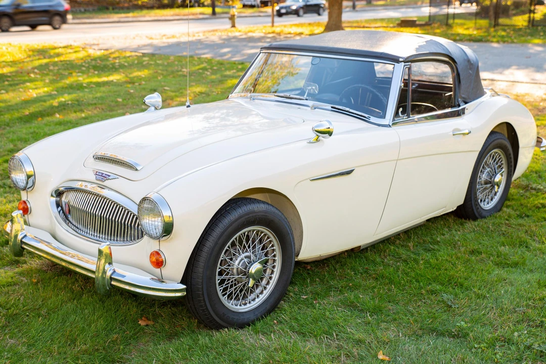 1965 Austin-Healey 3000 Mark III - Image 9 of 31