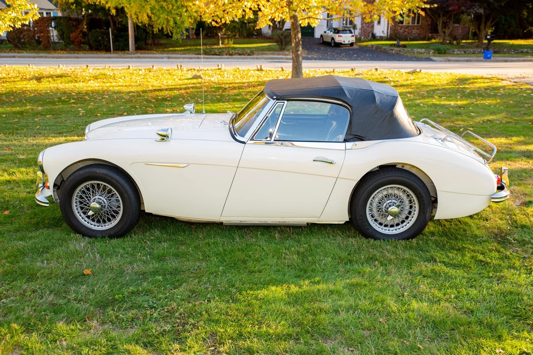 1965 Austin-Healey 3000 Mark III - Image 14 of 31