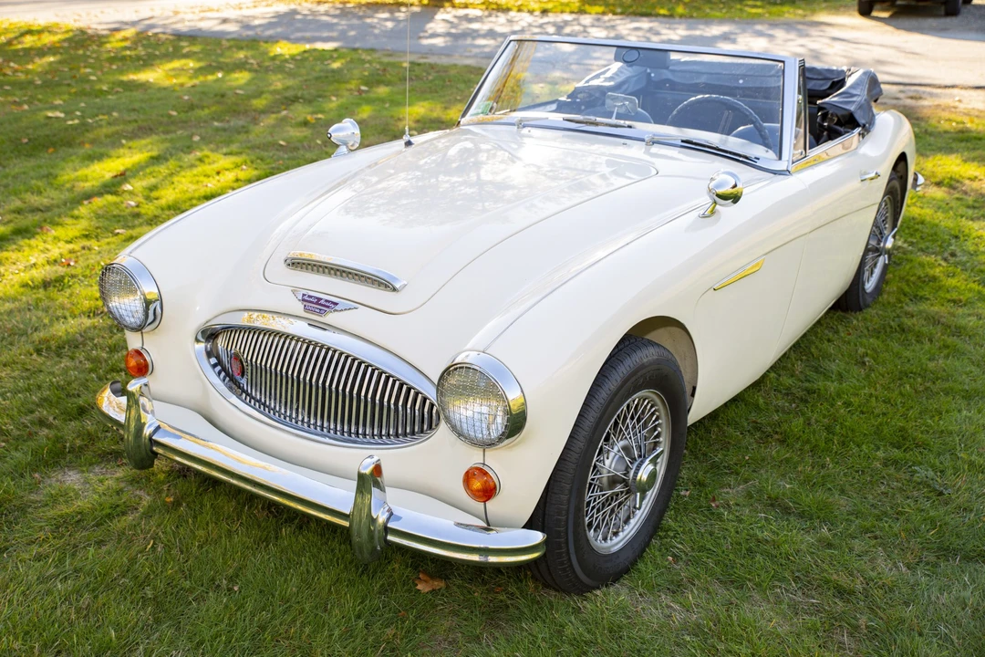 1965 Austin-Healey 3000 Mark III - Image 2 of 31
