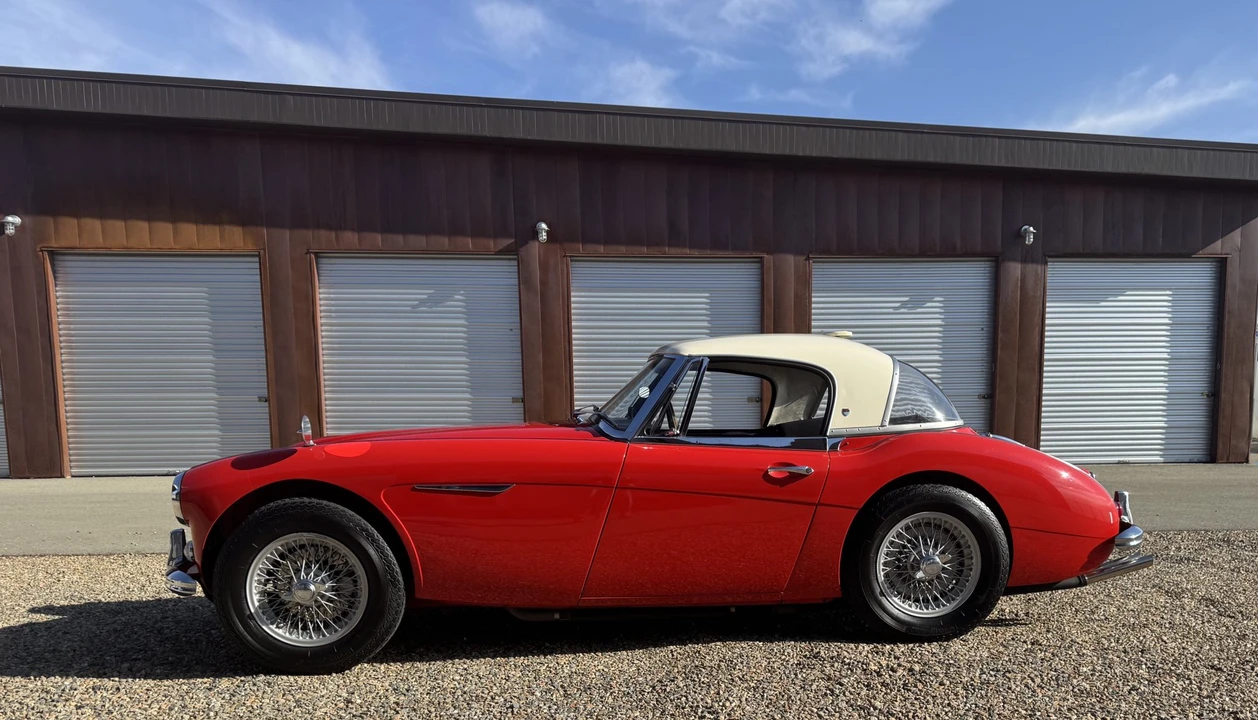 1965 Austin-Healey 3000 Mark III - Image 25 of 31