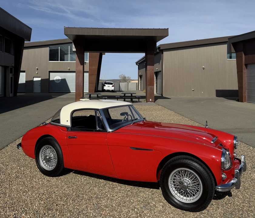 1965 Austin-Healey 3000 Mark III - Image 11 of 31