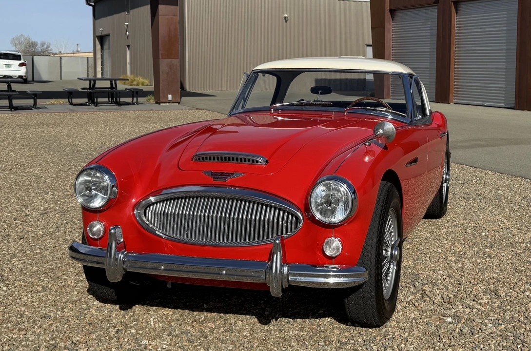1965 Austin-Healey 3000 Mark III - Image 6 of 31