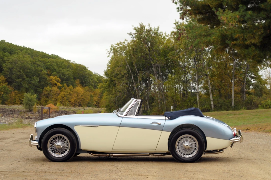 1965 Austin-Healey 3000 Mark III - Image 4 of 31