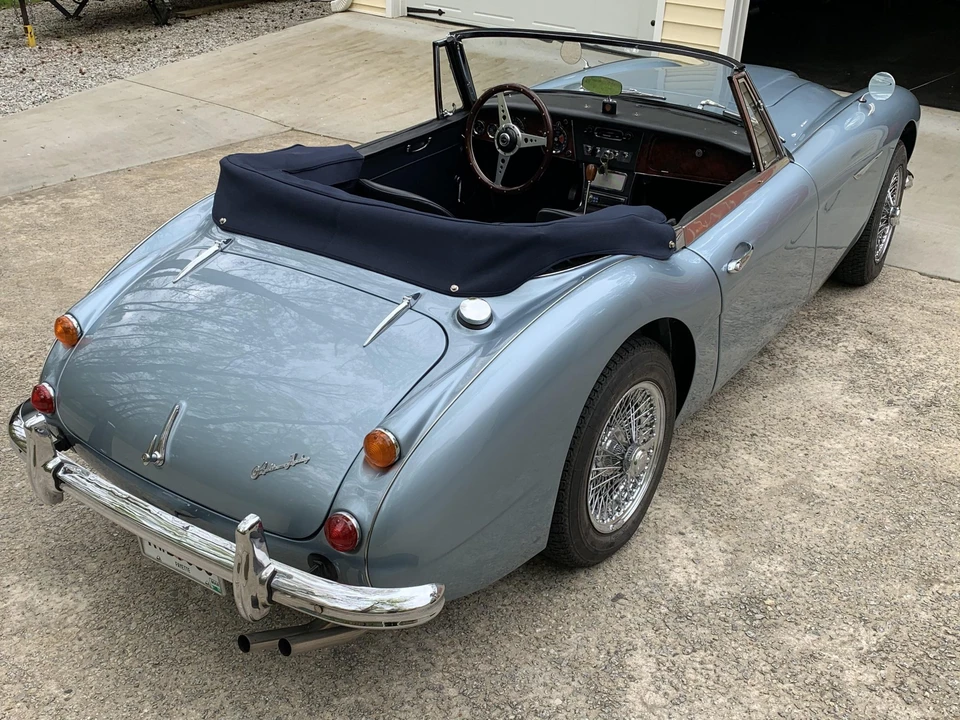 1965 Austin-Healey 3000 Mark III - Image 19 of 31