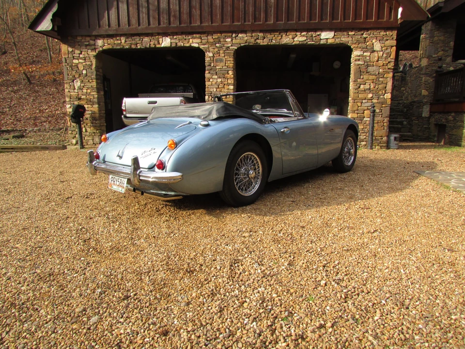 1965 Austin-Healey 3000 Mark III - Image 11 of 31