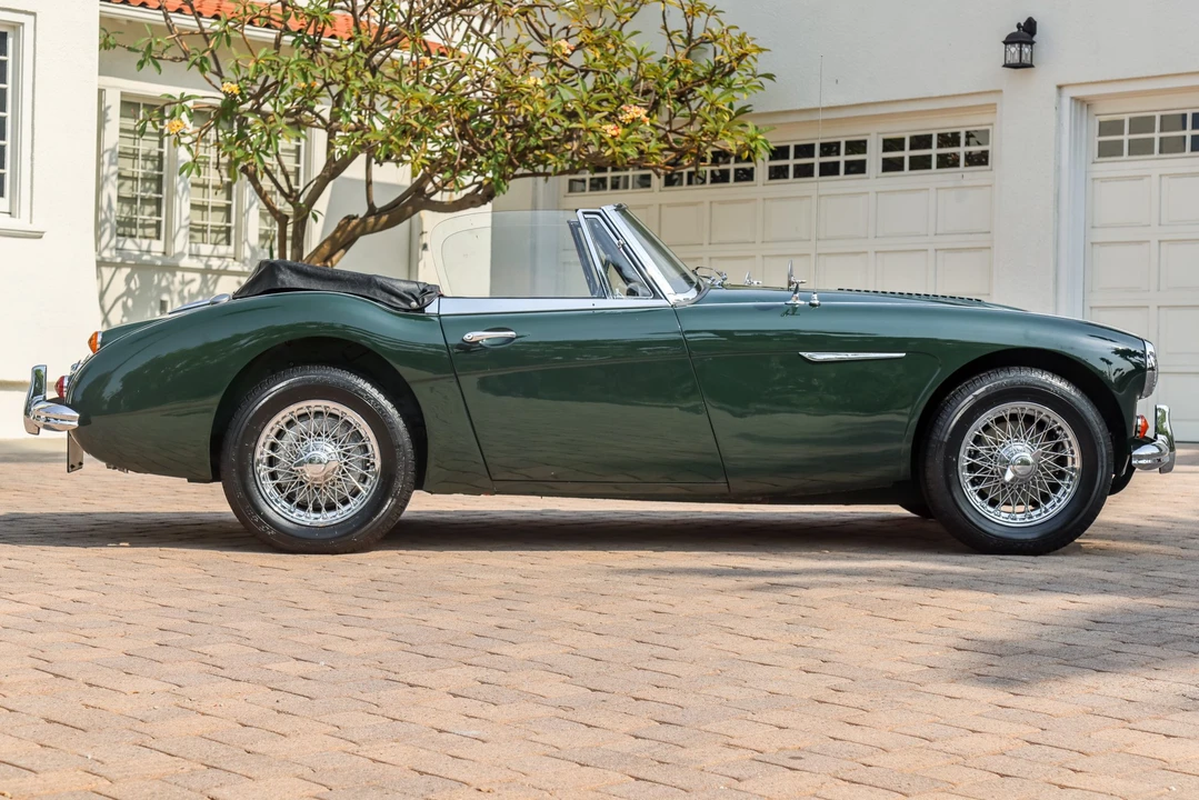 1965 Austin-Healey 3000 Mark III - Image 17 of 31