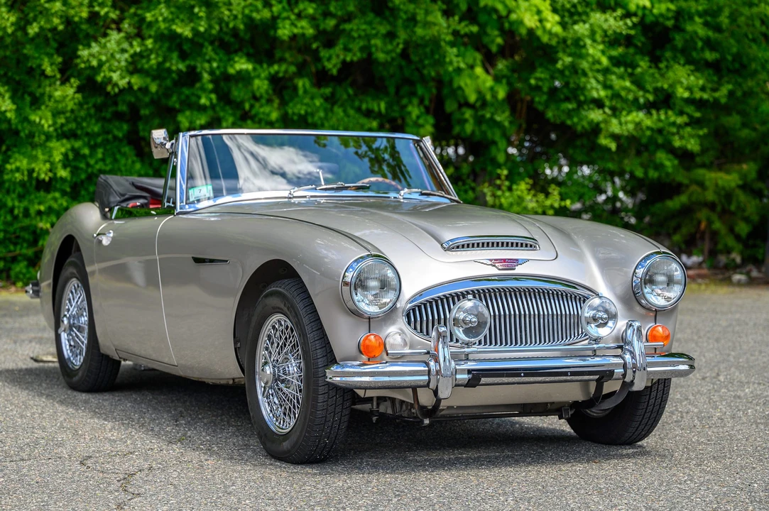 1965 Austin-Healey 3000 Mark III - Image 2 of 31