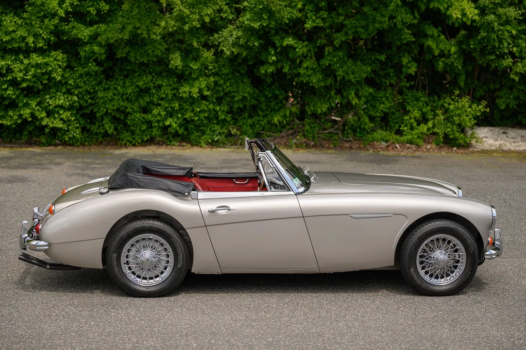 1965 Austin-Healey 3000 Mark III - Image 9 of 31