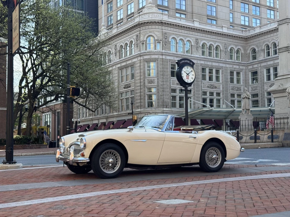 1965 Austin-Healey 3000 Mark III - Image 2 of 31
