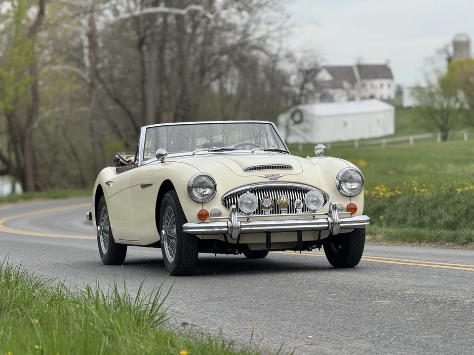 1965 Austin-Healey 3000 Mark III - Image 11 of 31