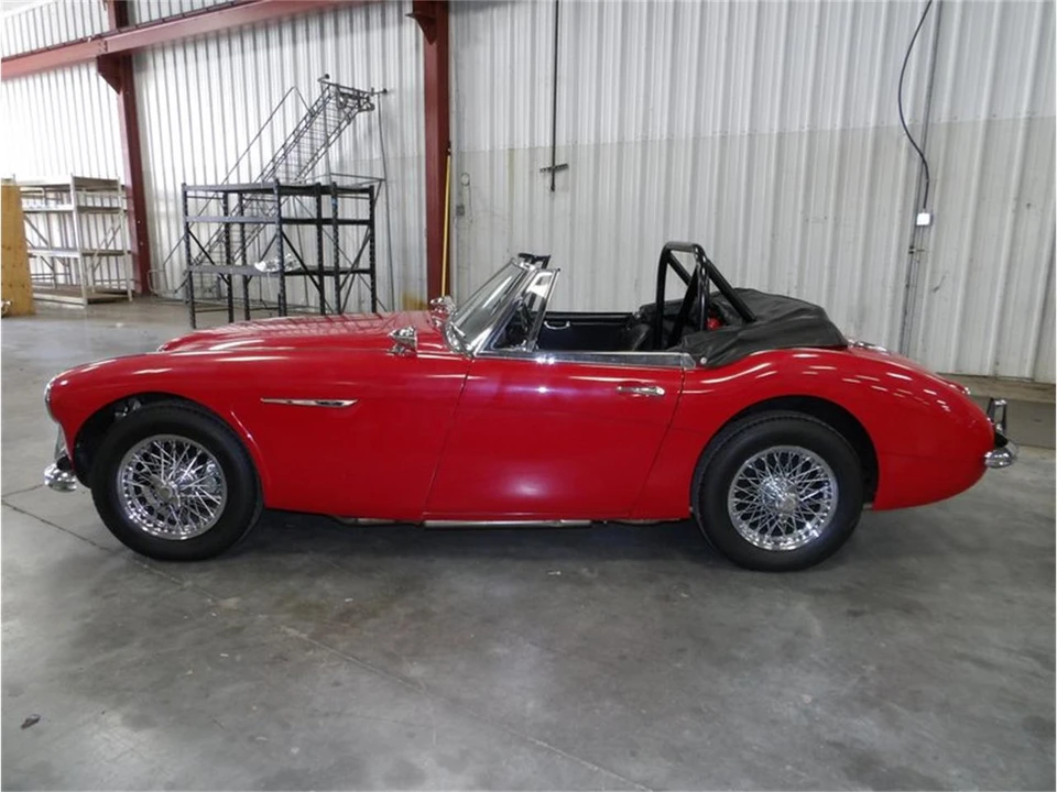 1965 Austin-Healey 3000 Mark III - Image 4 of 31