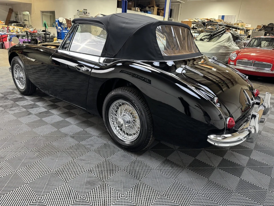 1965 Austin-Healey 3000 Mark III - Image 21 of 31