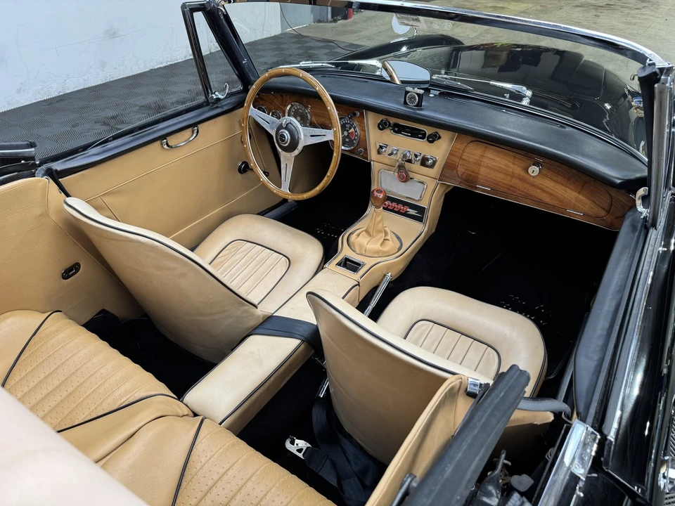 1965 Austin-Healey 3000 Mark III - Image 24 of 31