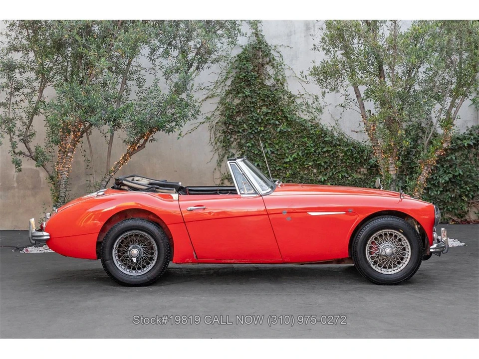 1965 Austin-Healey 3000 Mark III - Image 3 of 31