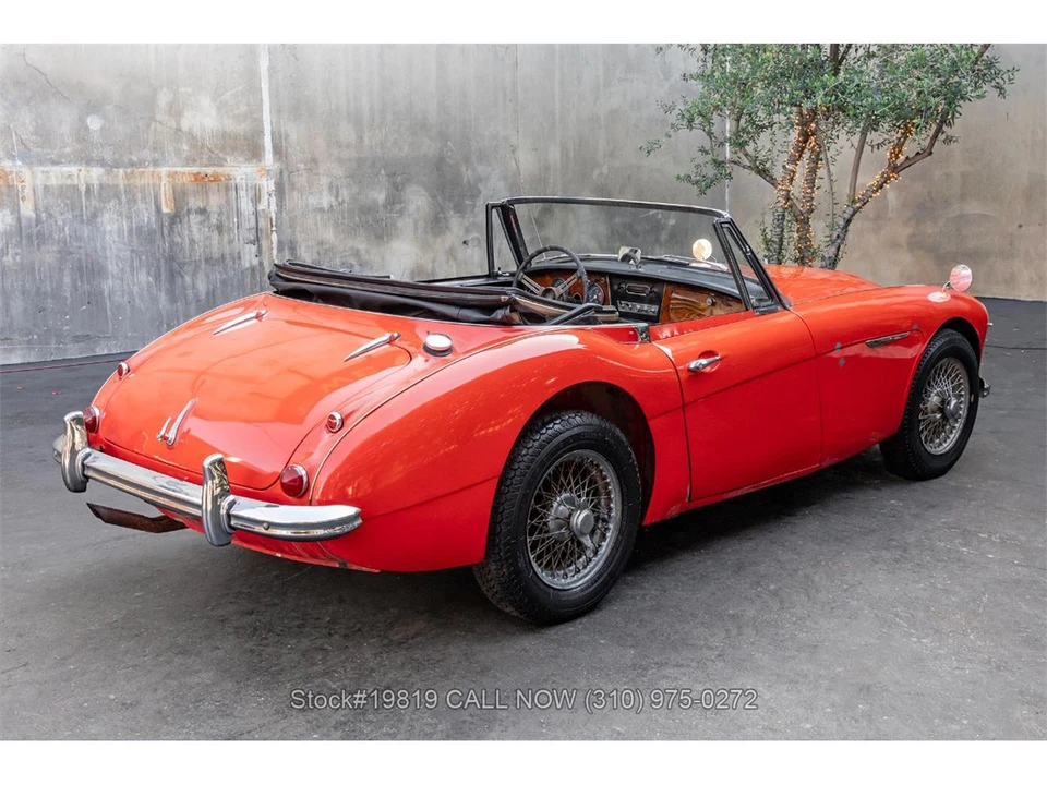 1965 Austin-Healey 3000 Mark III - Image 4 of 31