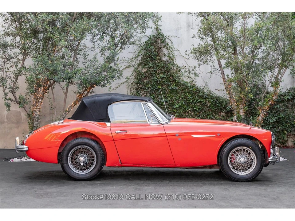 1965 Austin-Healey 3000 Mark III - Image 9 of 31