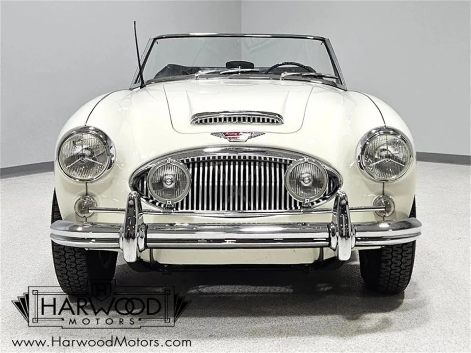 1965 Austin-Healey 3000 Mark III - Image 16 of 31