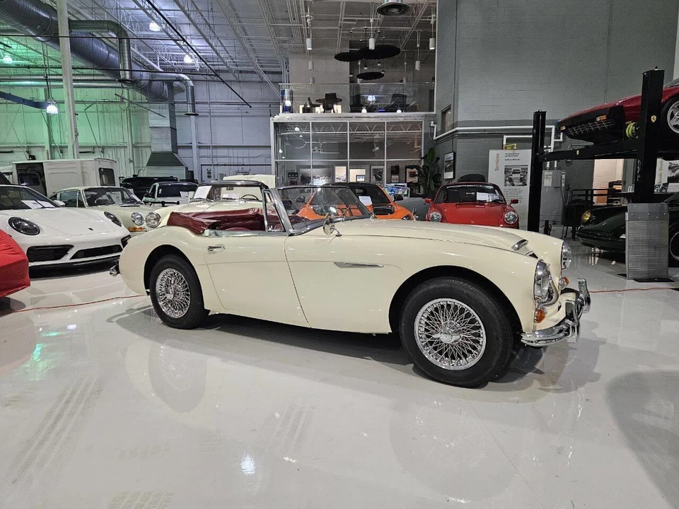 1965 Austin-Healey 3000 Mark III - Image 2 of 31