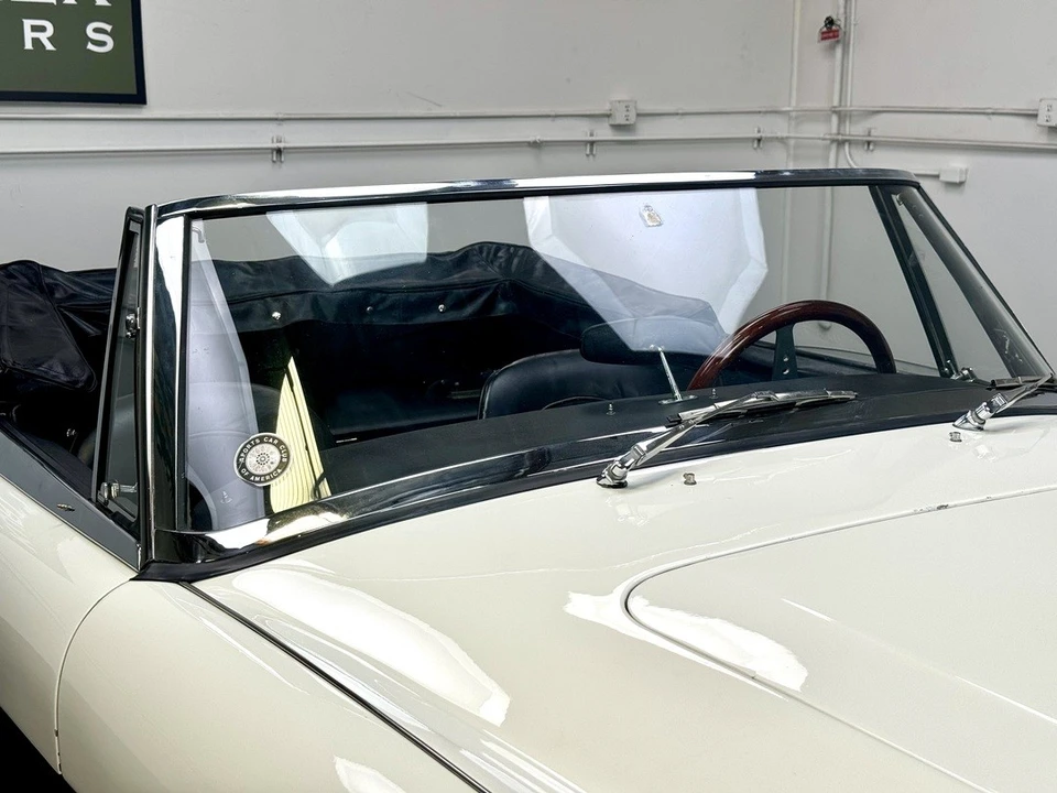 1965 Austin-Healey 3000 Mark III - Image 9 of 31