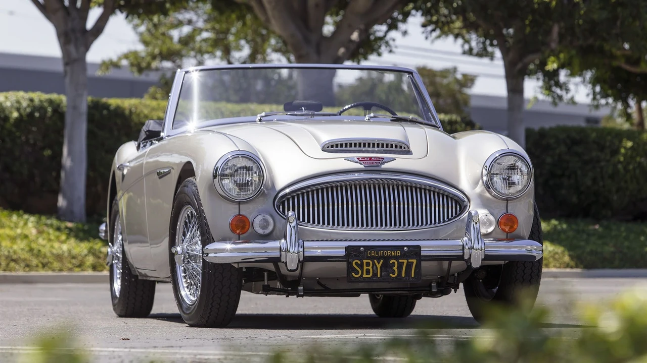 1965 Austin-Healey 3000 Mark III - Image 9 of 31