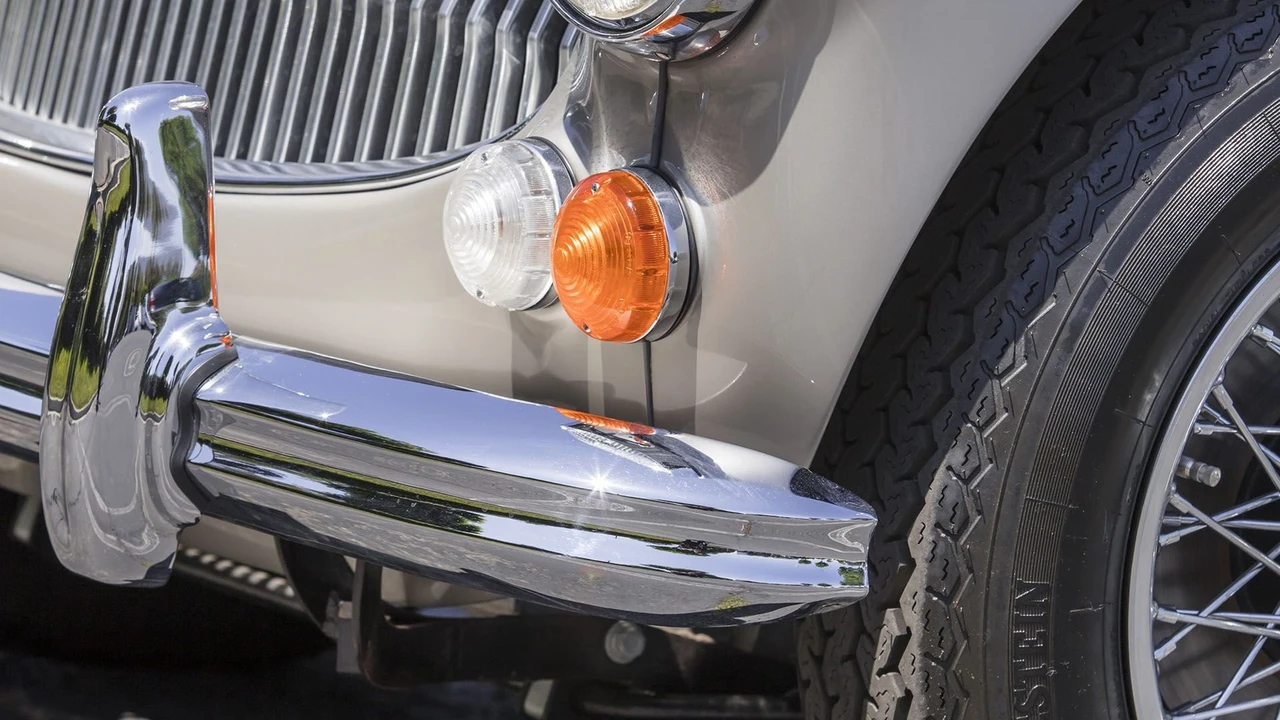 1965 Austin-Healey 3000 Mark III - Image 21 of 31