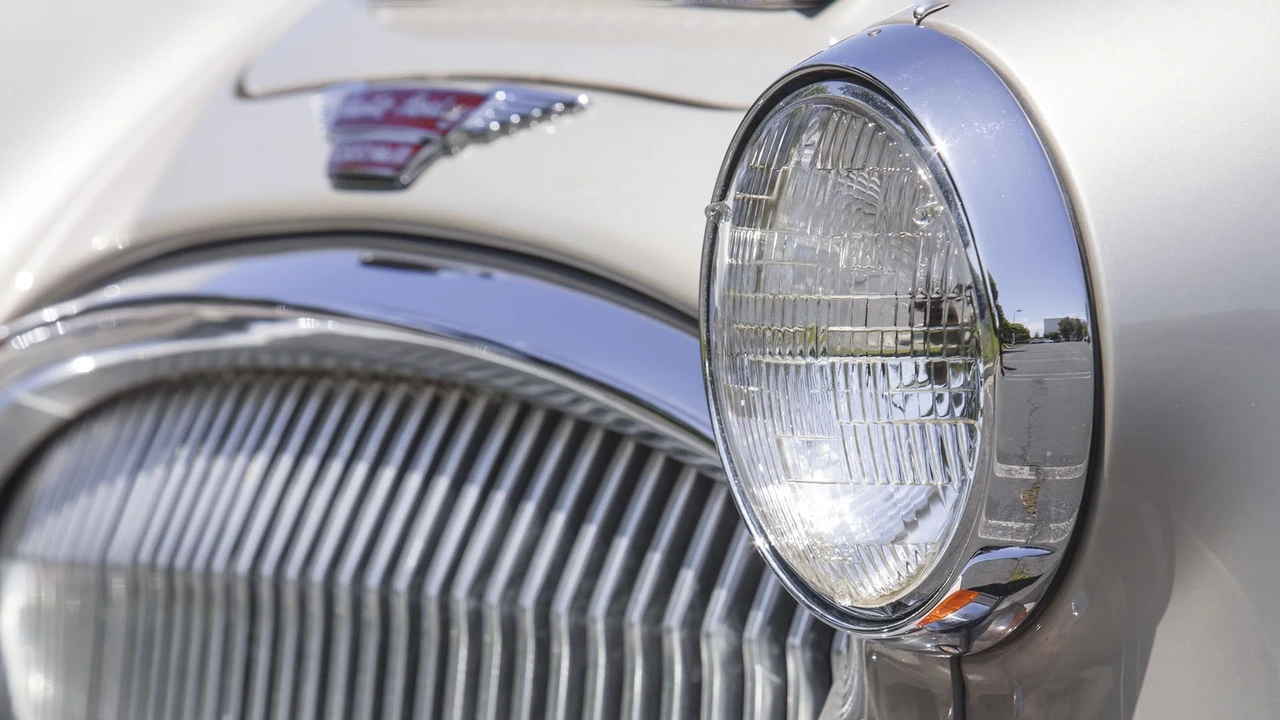 1965 Austin-Healey 3000 Mark III - Image 26 of 31