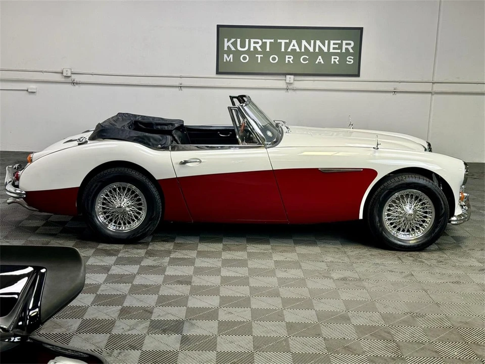 1965 Austin-Healey 3000 Mark III - Image 2 of 31