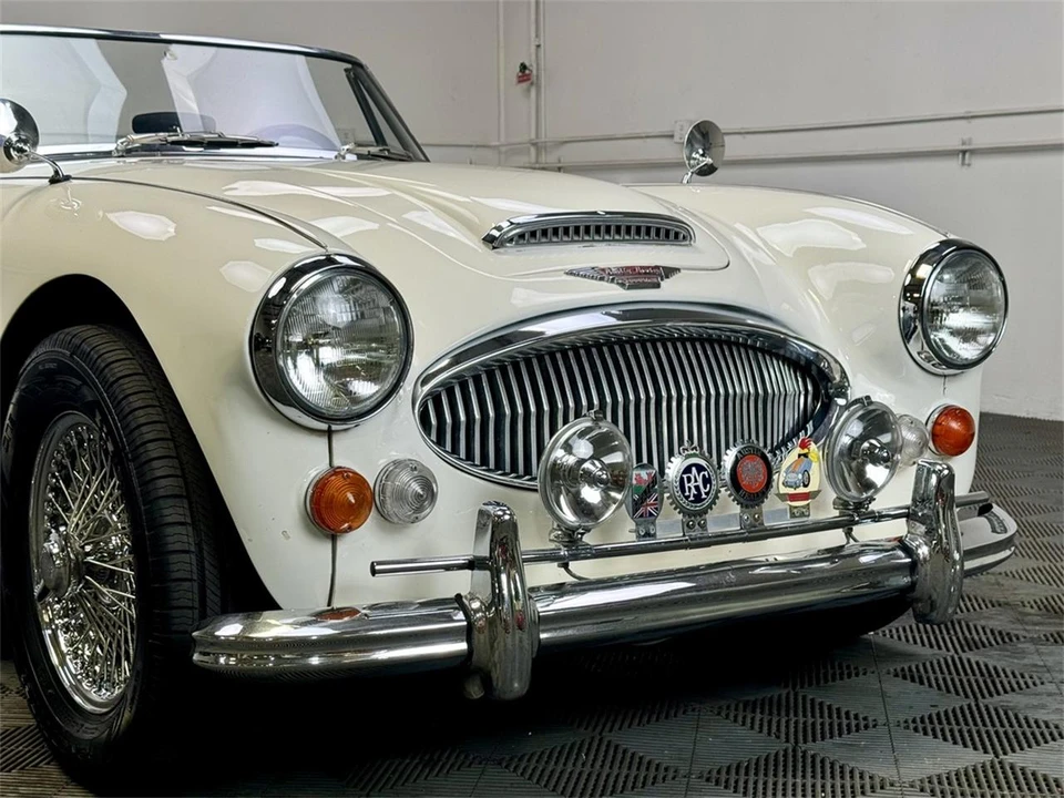 1965 Austin-Healey 3000 Mark III - Image 6 of 31