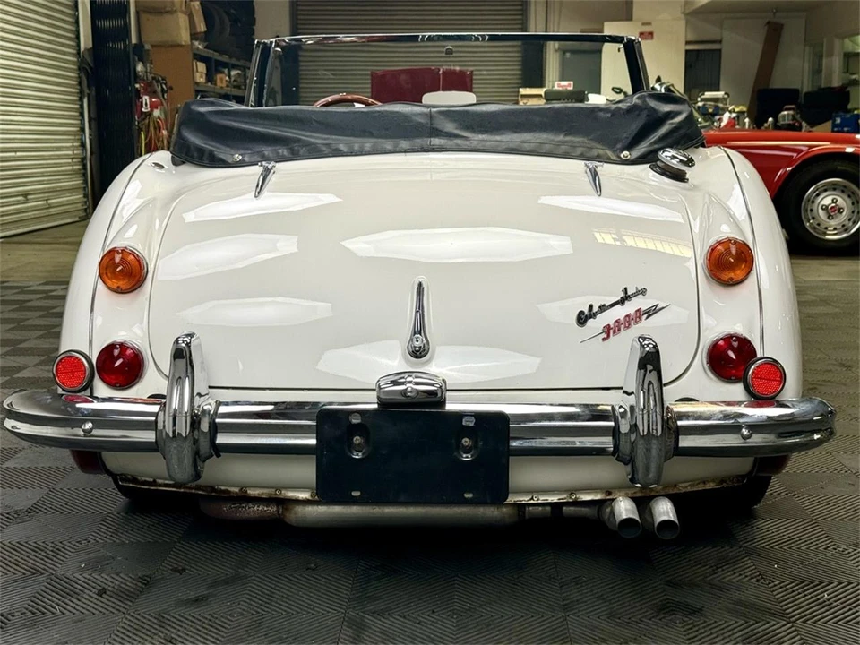 1965 Austin-Healey 3000 Mark III - Image 13 of 31
