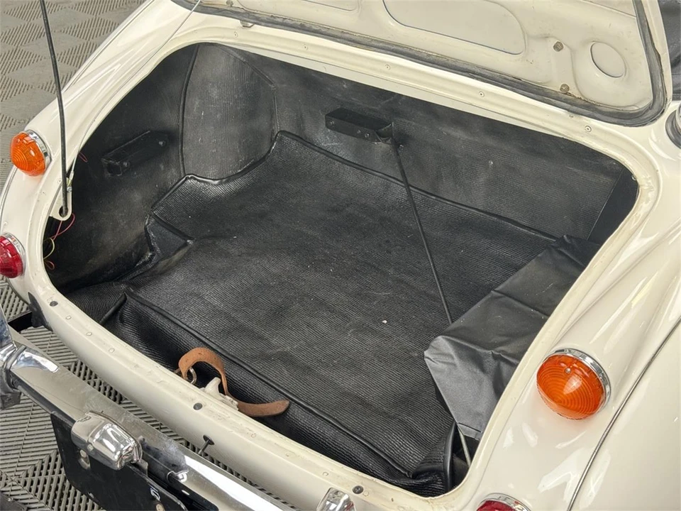1965 Austin-Healey 3000 Mark III - Image 26 of 31