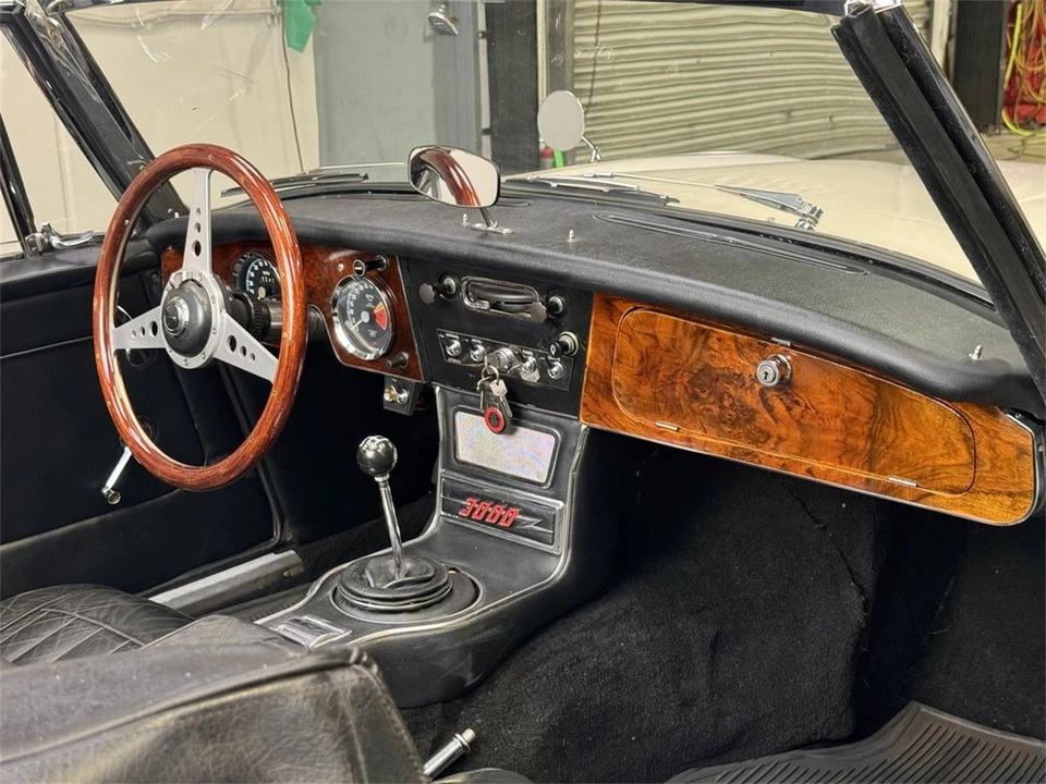 1965 Austin-Healey 3000 Mark III - Image 30 of 31