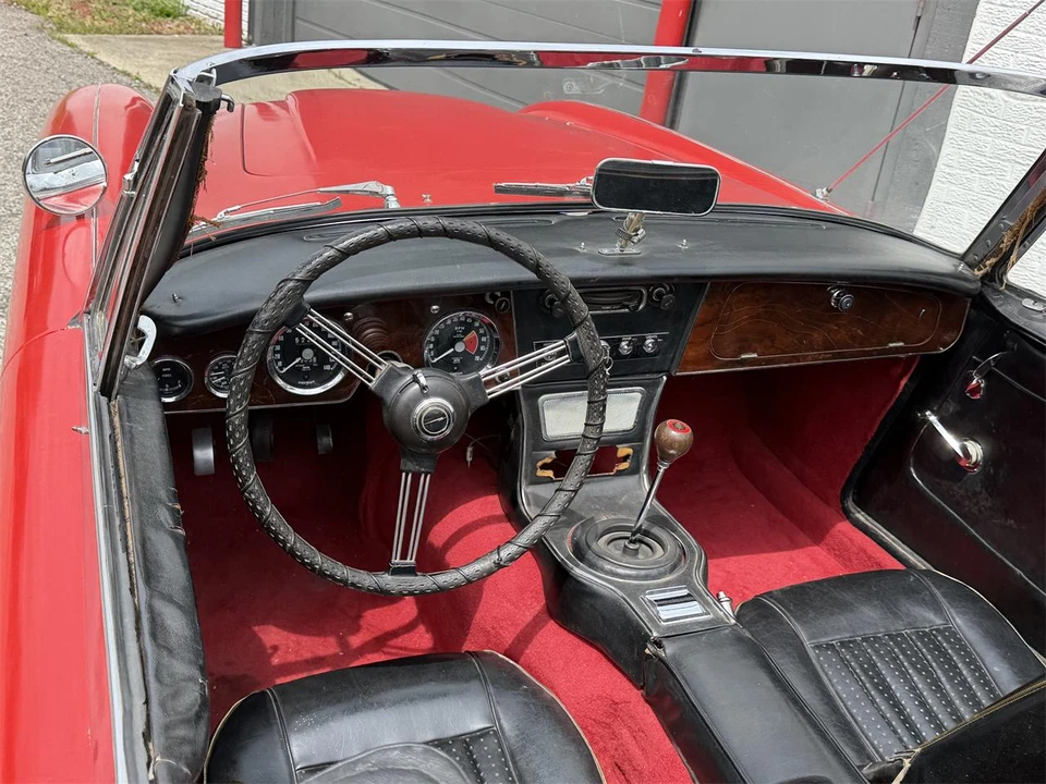 1965 Austin-Healey 3000 Mark III - Image 16 of 31