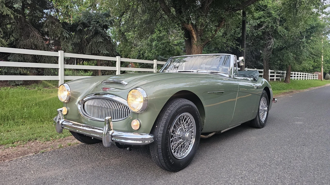 1965 Austin-Healey 3000 Mark III - Image 6 of 31