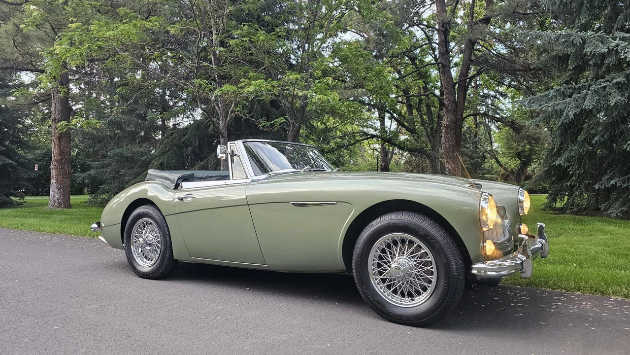 1965 Austin-Healey 3000 Mark III - Image 30 of 31