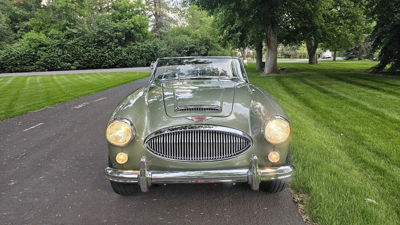 1965 Austin-Healey 3000 Mark III - Image 13 of 31
