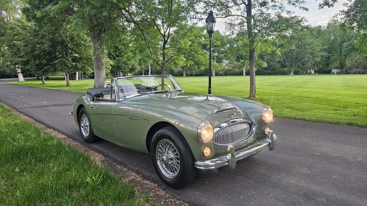1965 Austin-Healey 3000 Mark III - Image 20 of 31