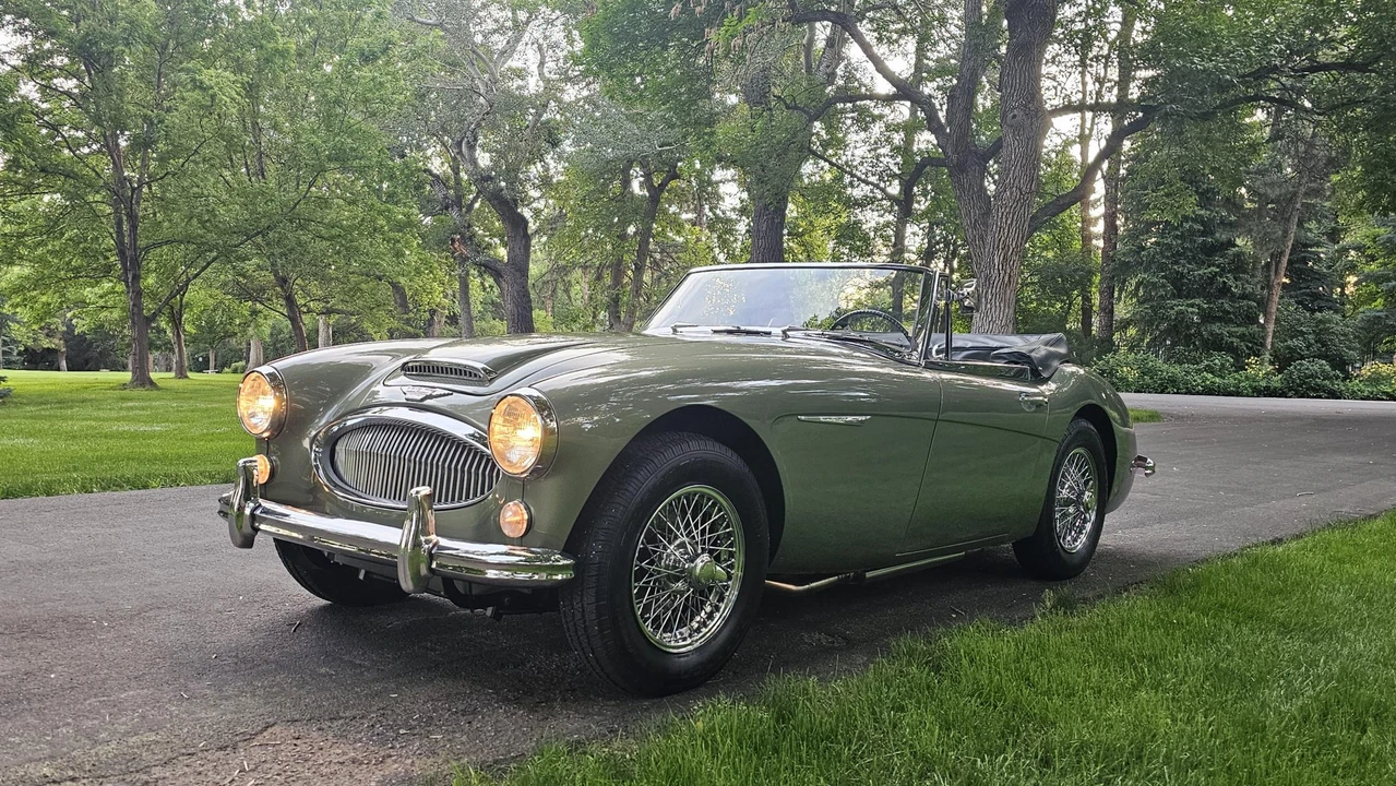1965 Austin-Healey 3000 Mark III - Image 7 of 31