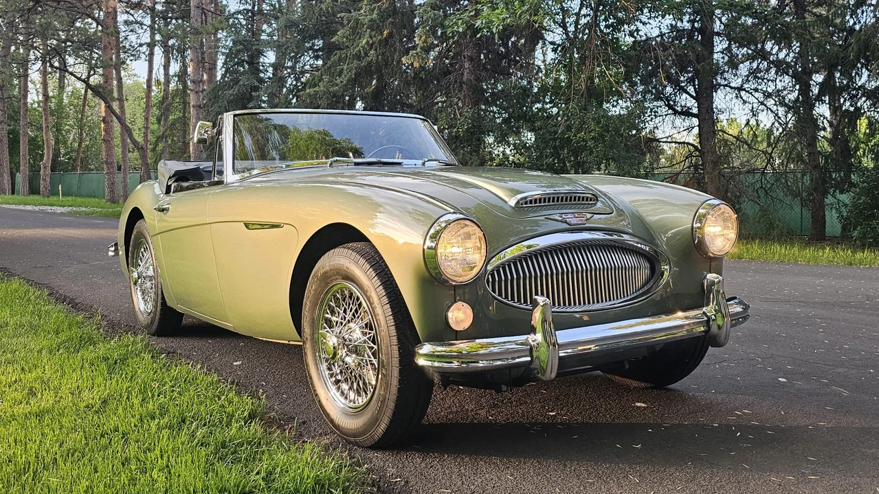 1965 Austin-Healey 3000 Mark III - Image 23 of 31