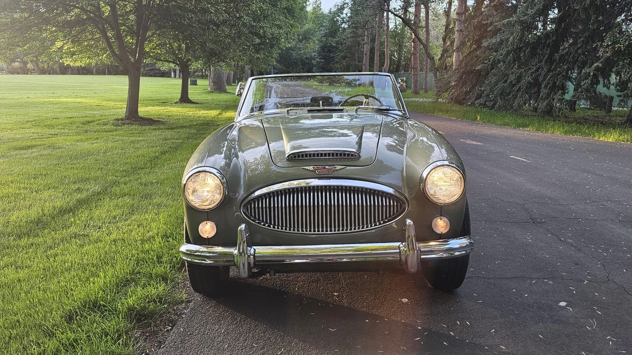 1965 Austin-Healey 3000 Mark III - Image 14 of 31