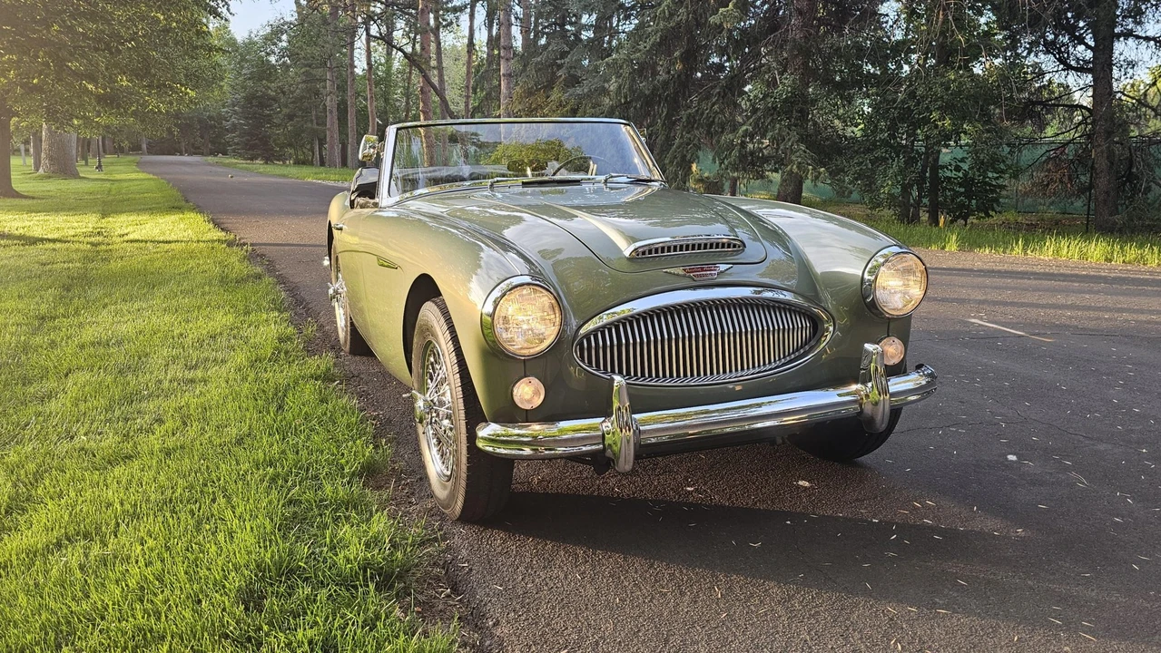 1965 Austin-Healey 3000 Mark III - Image 25 of 31