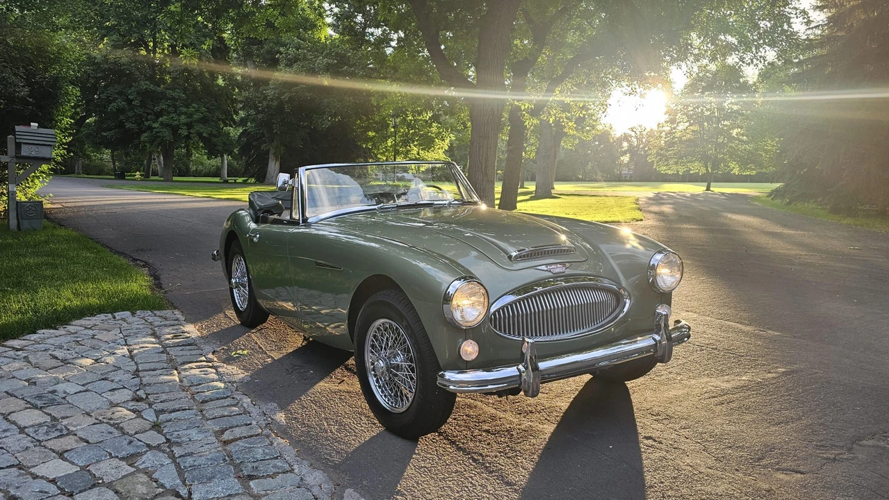 1965 Austin-Healey 3000 Mark III - Image 27 of 31