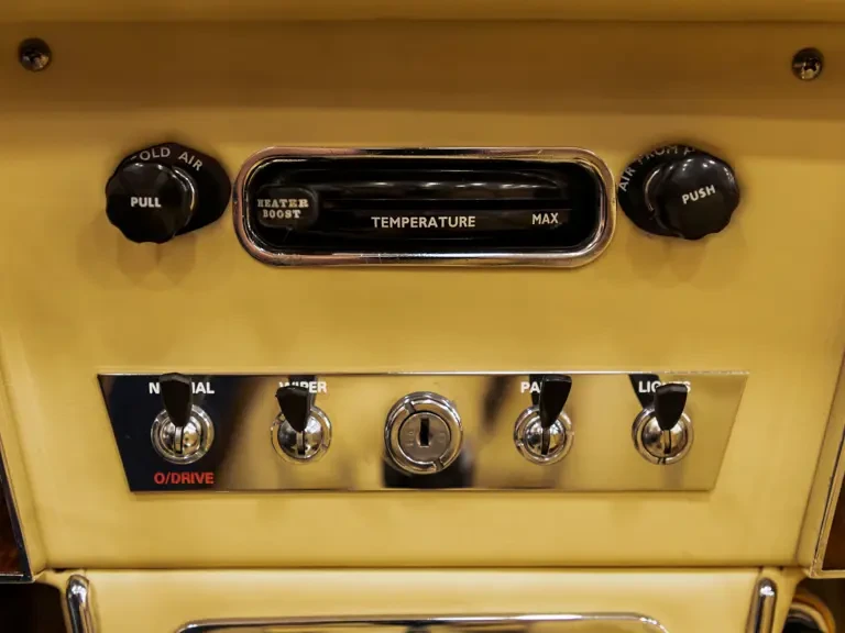 1965 Austin-Healey 3000 Mark III - Image 29 of 31