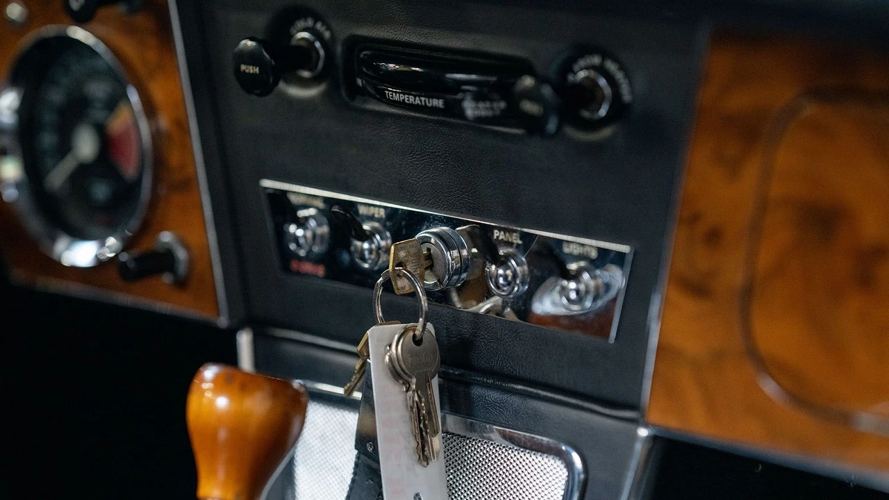 1965 Austin-Healey 3000 Mark III - Image 14 of 31